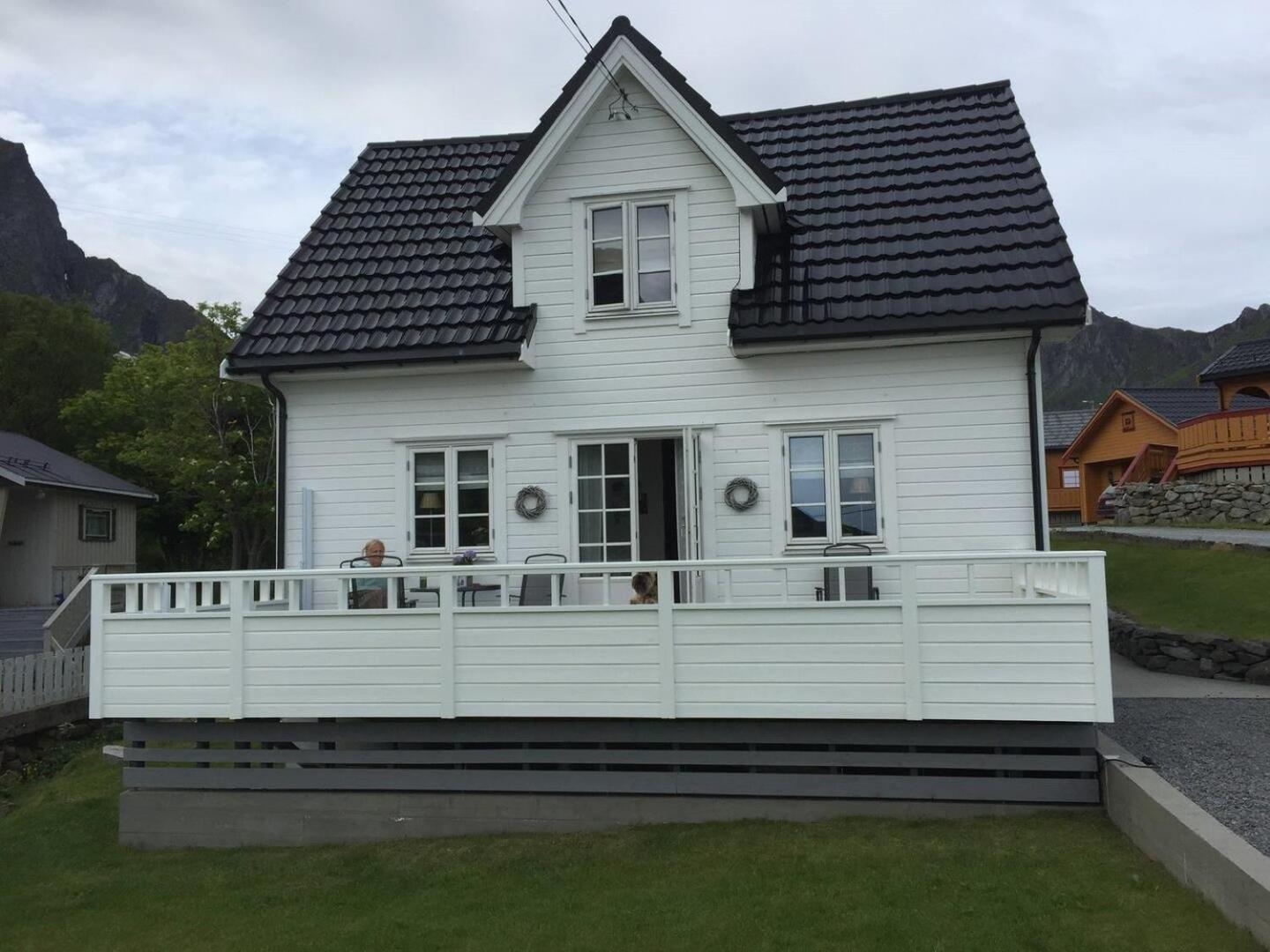Utsiktsperle Pa Reine I Lofoten ภายนอก รูปภาพ