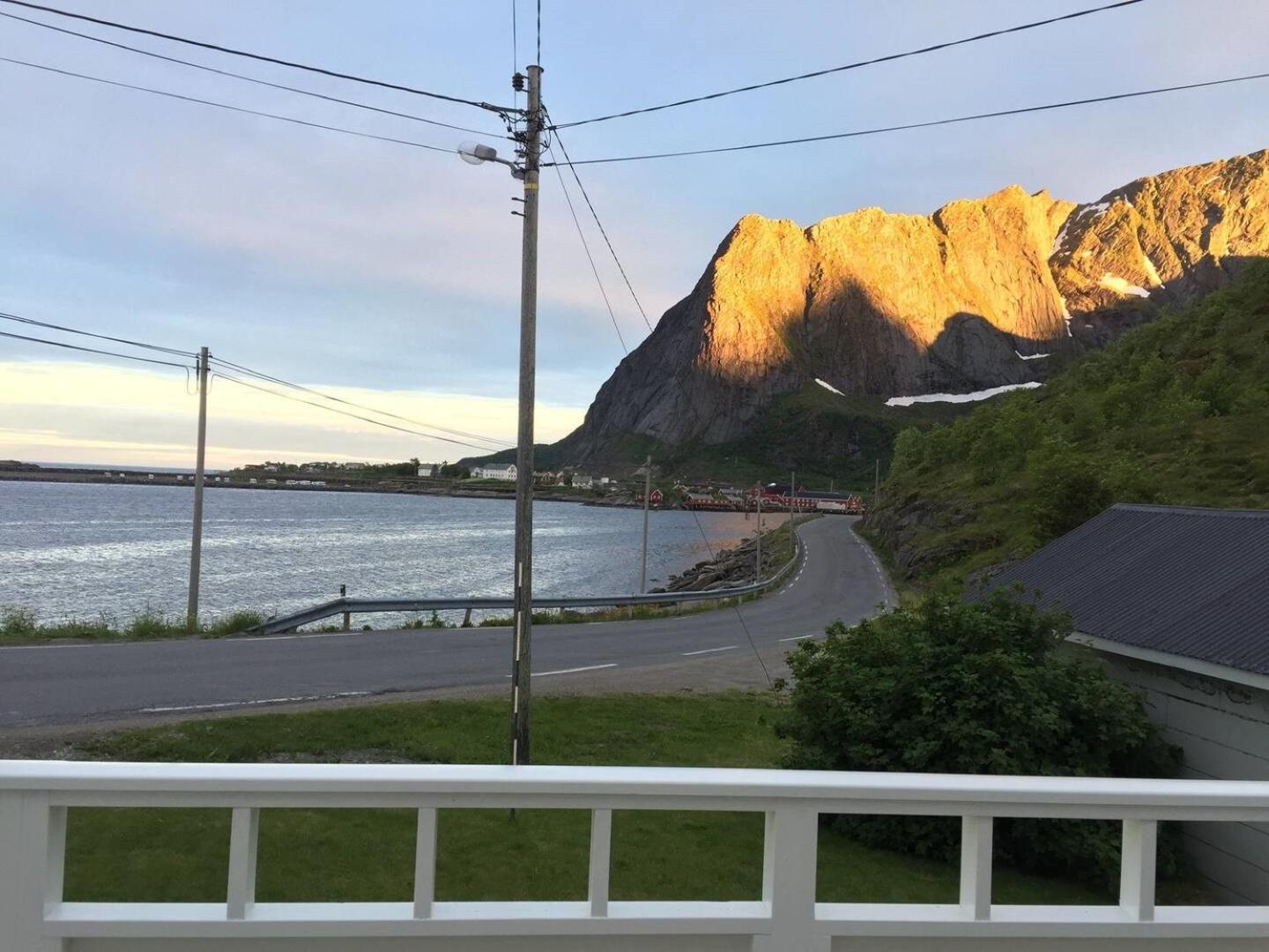 Utsiktsperle Pa Reine I Lofoten ภายนอก รูปภาพ